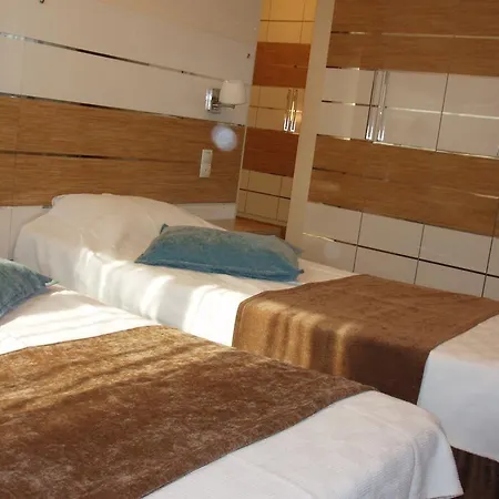 Yesil Yildirim 3* 伯萨